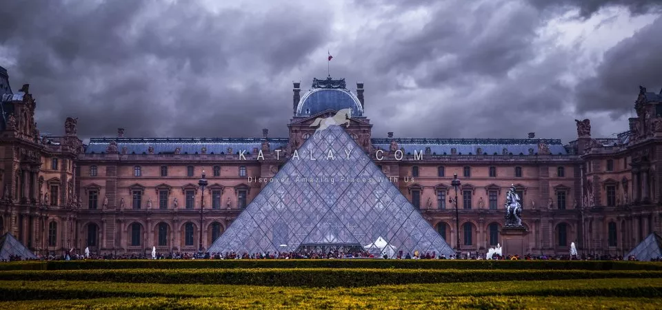 Paris Tour: Louvre Museum Skip The Line Guided Tour With Venus de Milo and Mona Lisa