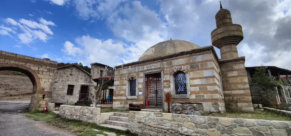 Istanbul Tour: Daily Ertugrul Ghazi and Osman Ghazi Movie Studios Tour in Bozdag Film Studios