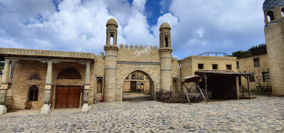 Istanbul Tour: Daily Ertugrul Ghazi and Osman Ghazi Movie Studios Tour in Bozdag Film Studios