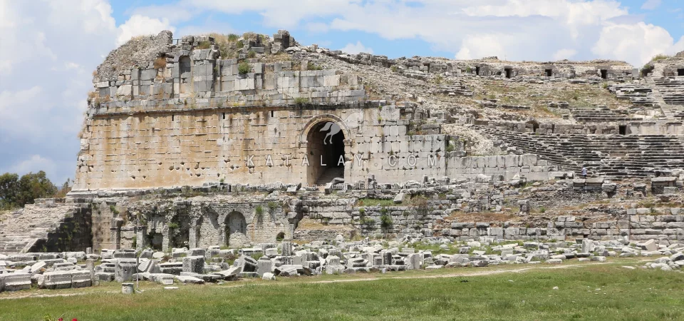 Aydin Tour: Daily Priene, Miletus, and Didyma Tour from Kusadasi or Selcuk