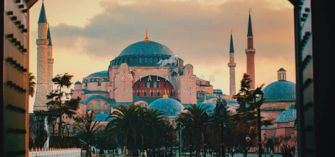 Discover Istanbul's Blue Mosque, Hagia Sophia, and Basilica Cistern in a Day