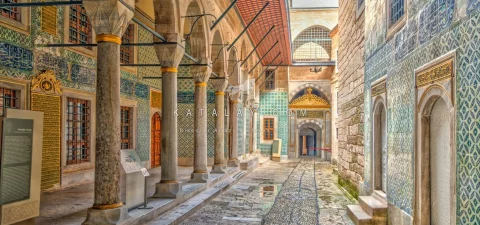 Istanbul Tour: Topkapi Palace and Hagia Sophia Fast-Track Tour